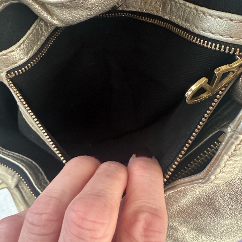 Valentino Garavani Gold Metallic Leather Hobo Bag Y2K Shoulder Purse - Picture 11 of 16